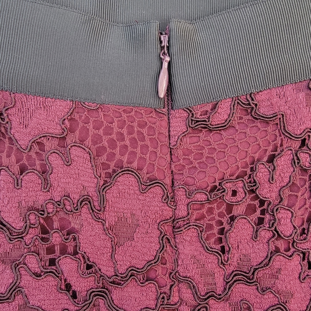 Alexis Lace Midi Skirt Pleated Hem Romantic Coquette Size Small burgandy & black - Picture 11 of 12